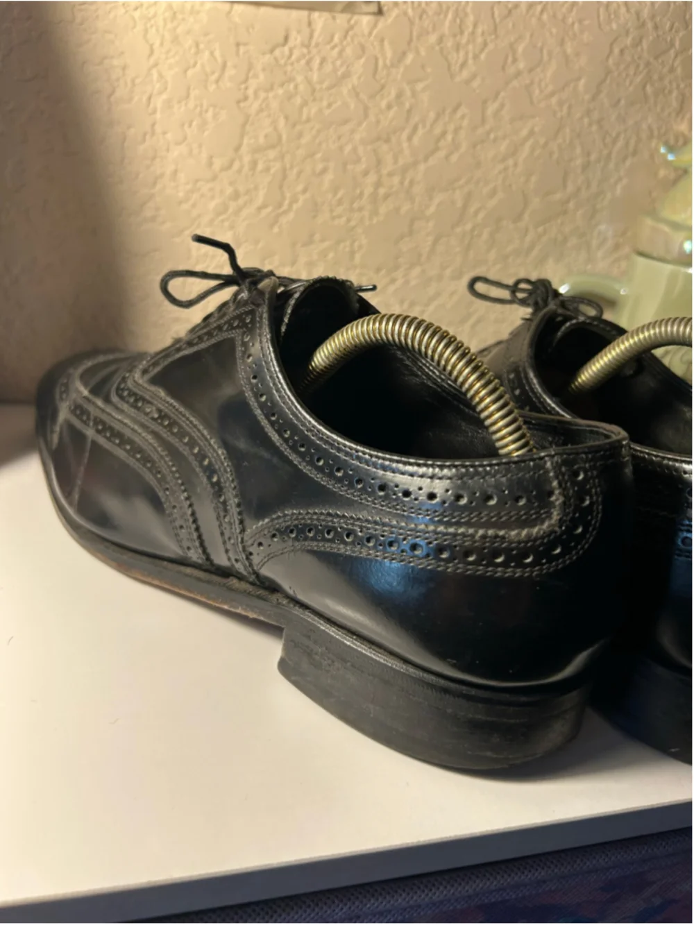 Men's Florsheim Black Leather Wingtip Oxford Shoes